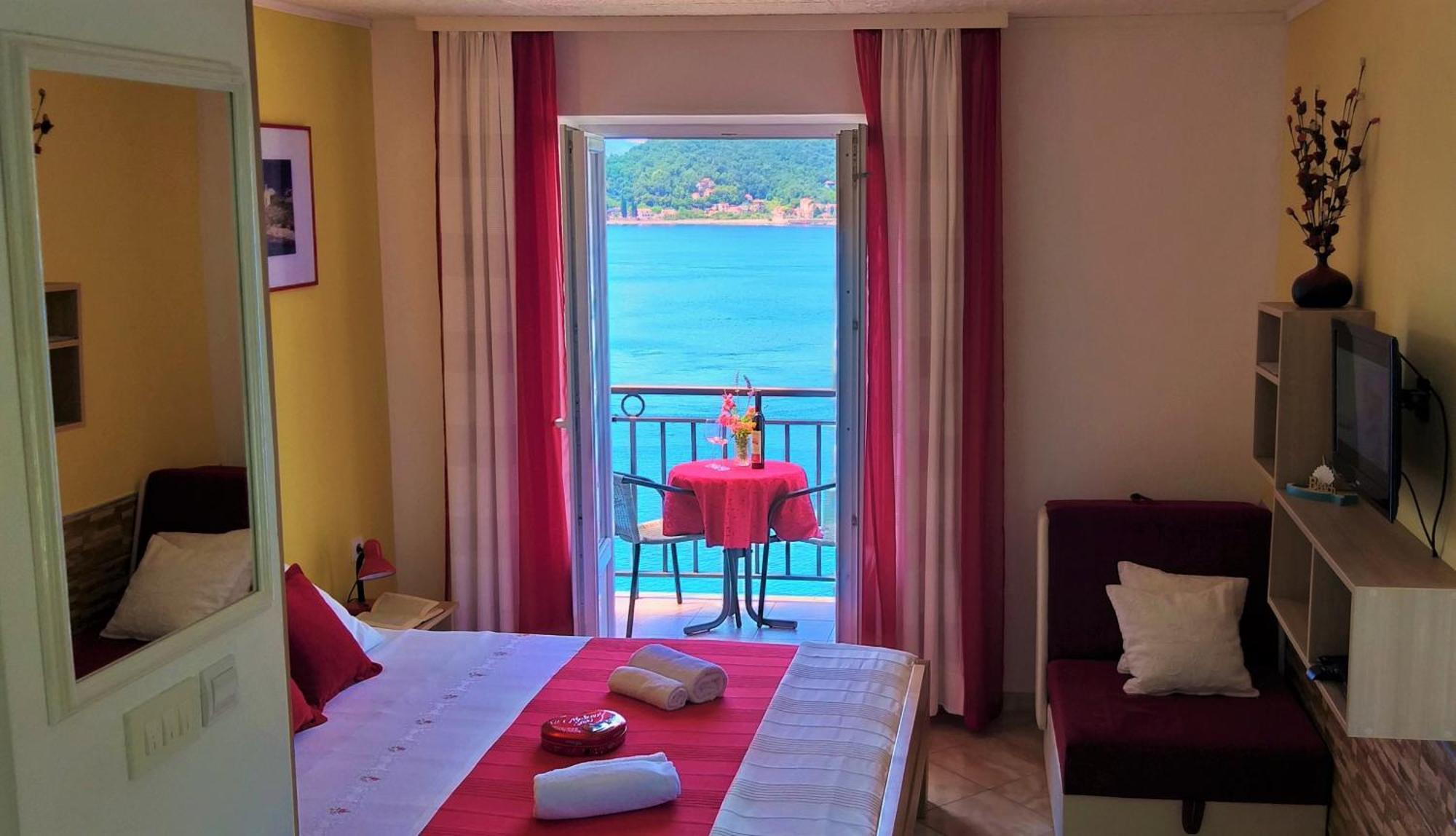 Apartments Okuka Tivat Exterior photo